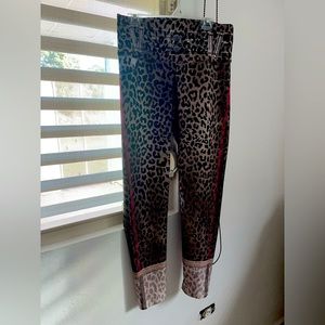 Size XL animal print detalles rosa fushia Leggins